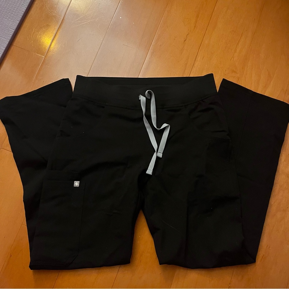 FIGS XS PETITE KADE CARGO BLACK PANTS BOTTOMS (NEW CONDITION)